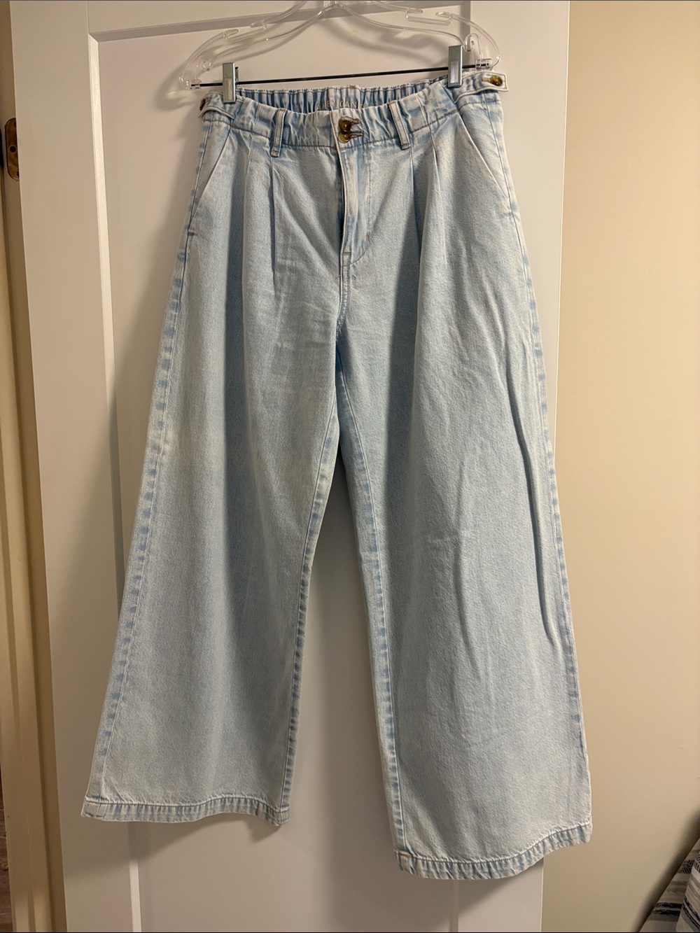 American Eagle Outfitters Pale Blue Wide Leg Pleated Jeans